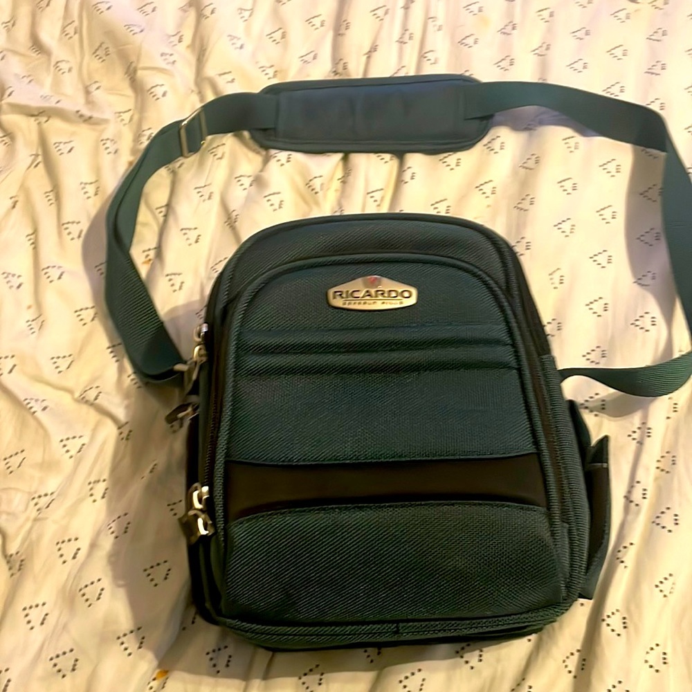 Ricardo of Beverly Hills mini back pack, lots of great compartments